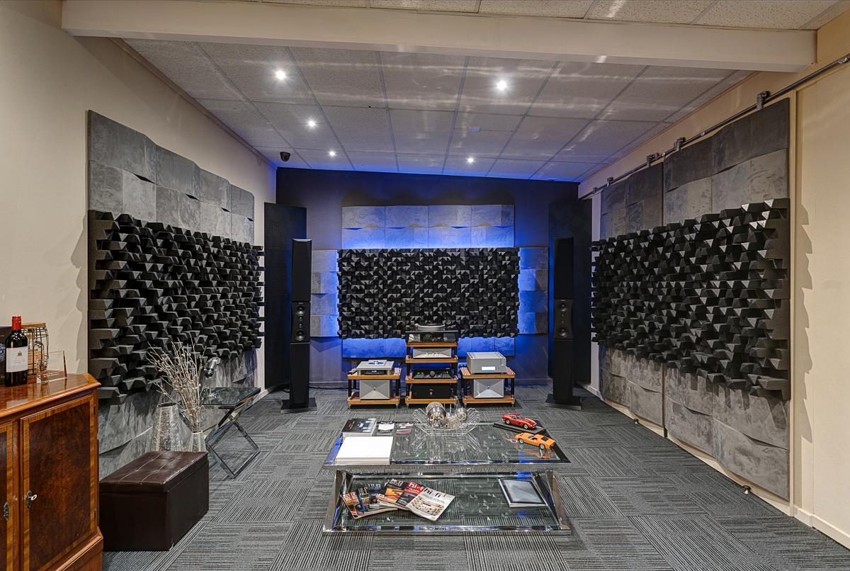 Images of Tivoli HiFi Studios and equipment