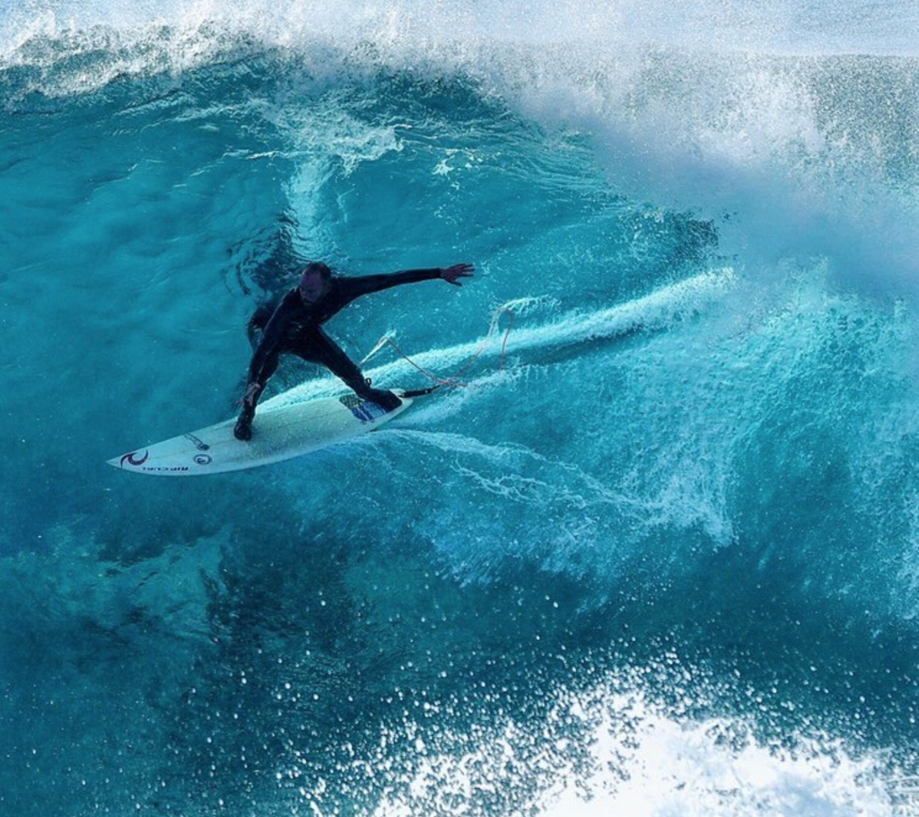 Luke Kennedy surfing