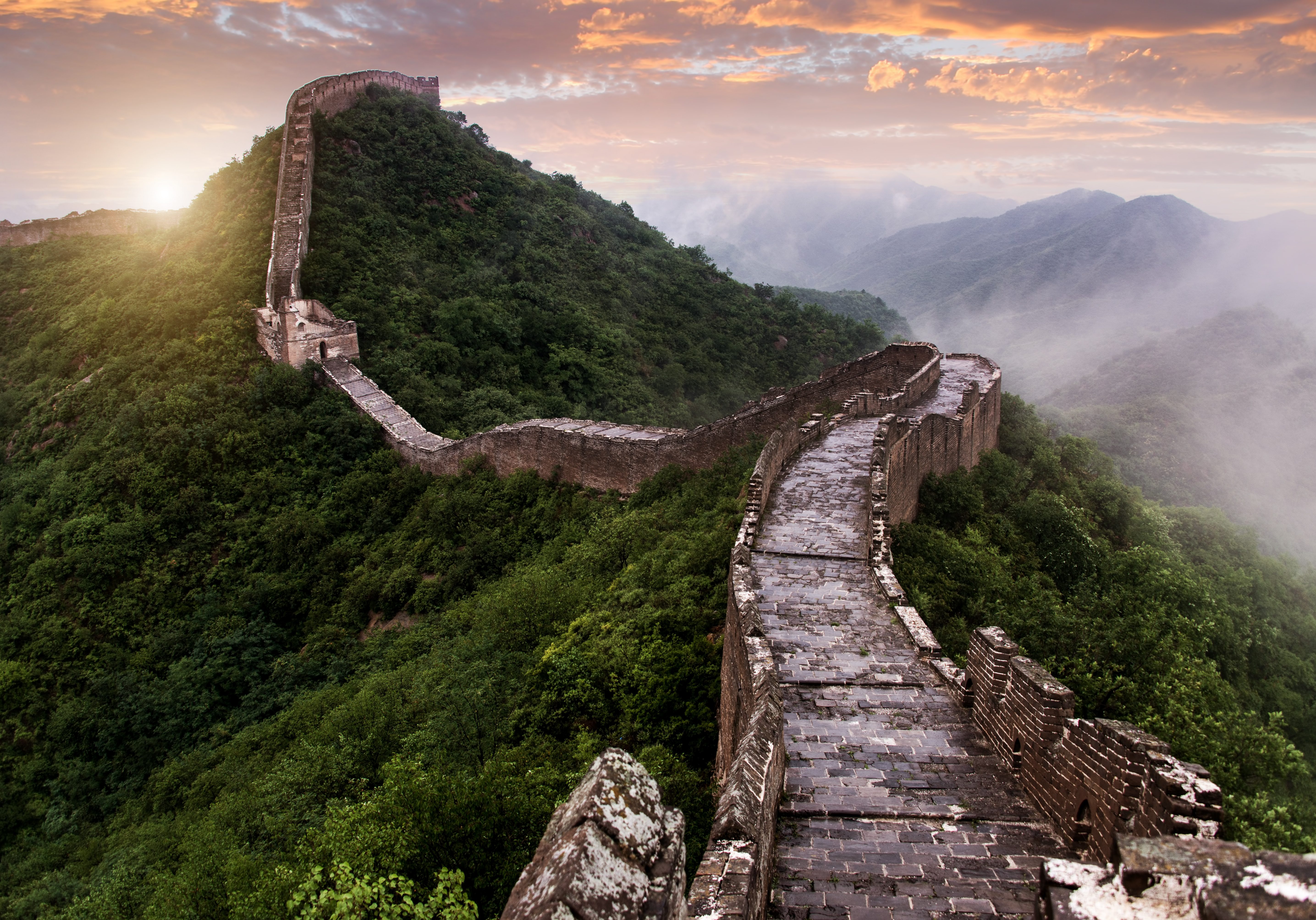 Wall winding into the distamce