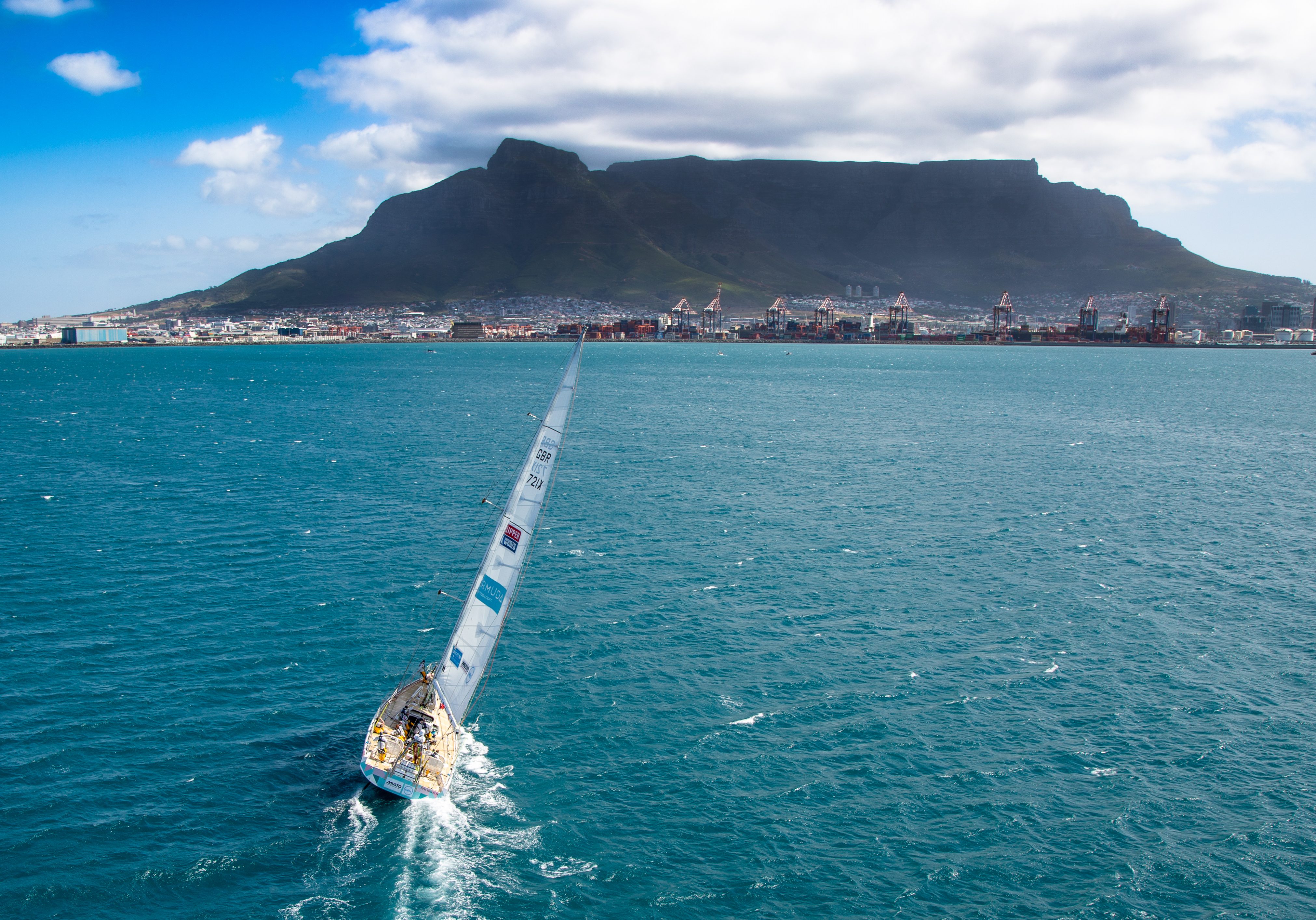 Clipper Race arriving in South Africa