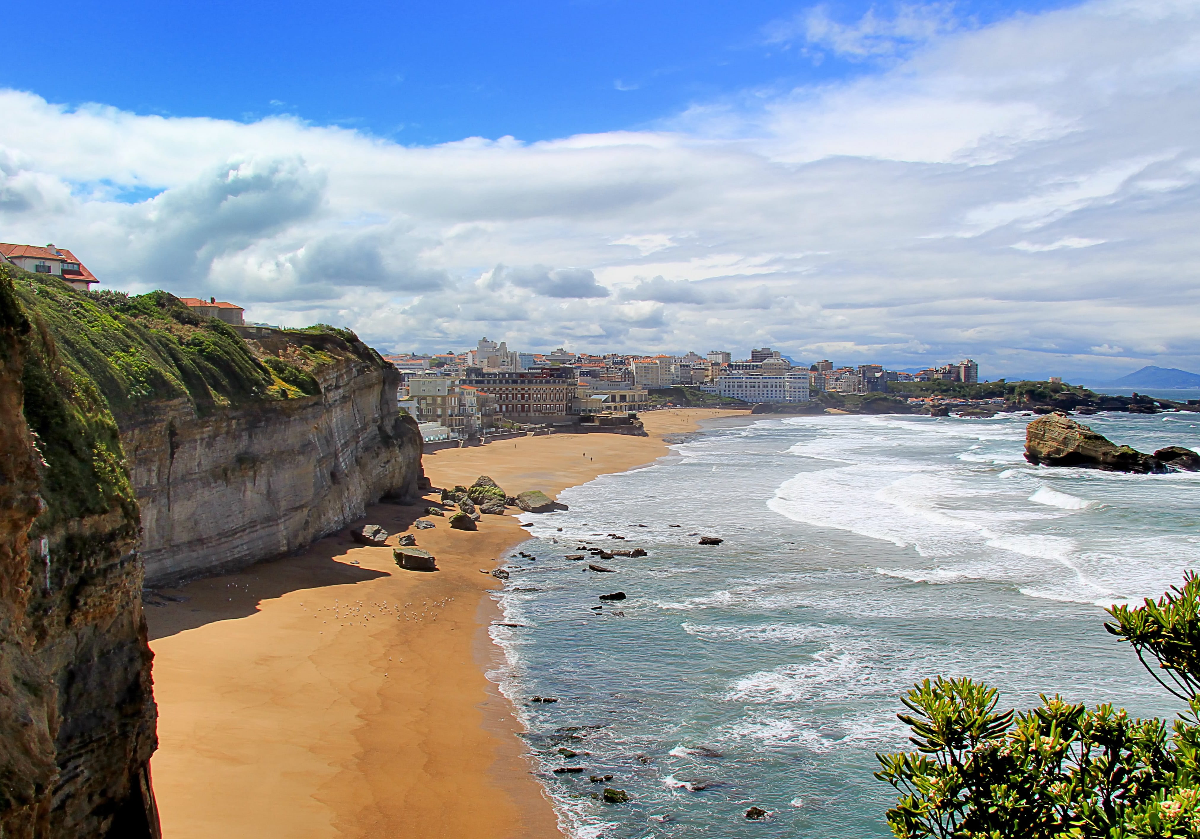 France, Biarritiz, Beach, walking the world