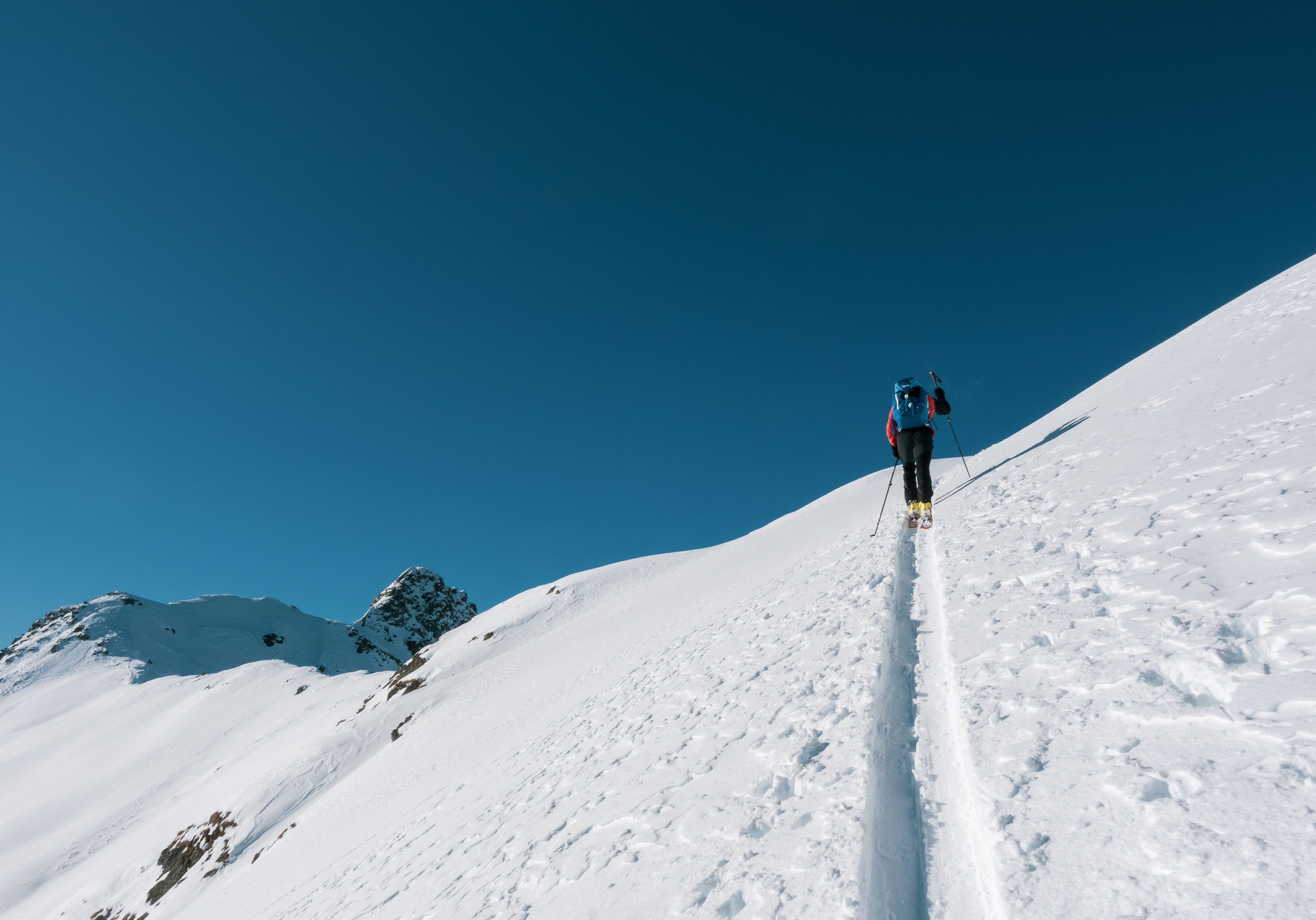 Ski Touring Summiting, Alps