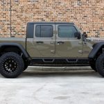 gator 2020 jeep gladiator jt right side angle