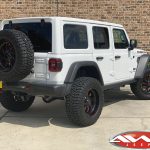 2020 JL Rubicon Jeep 2.5" lift 20×10 Moto Metal MO999 wheels gloss black with red milled accents 37″ tires