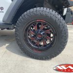2020 JL Rubicon Jeep 2.5" lift 20×10 Moto Metal MO999 wheels gloss black with red milled accents 37″ tires