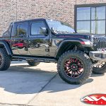2020 black jeep gladiator rubicon 3.5" rough country lift dv8 offroad chase rack 20x10 moto metal 978 razor wheels 37" tires