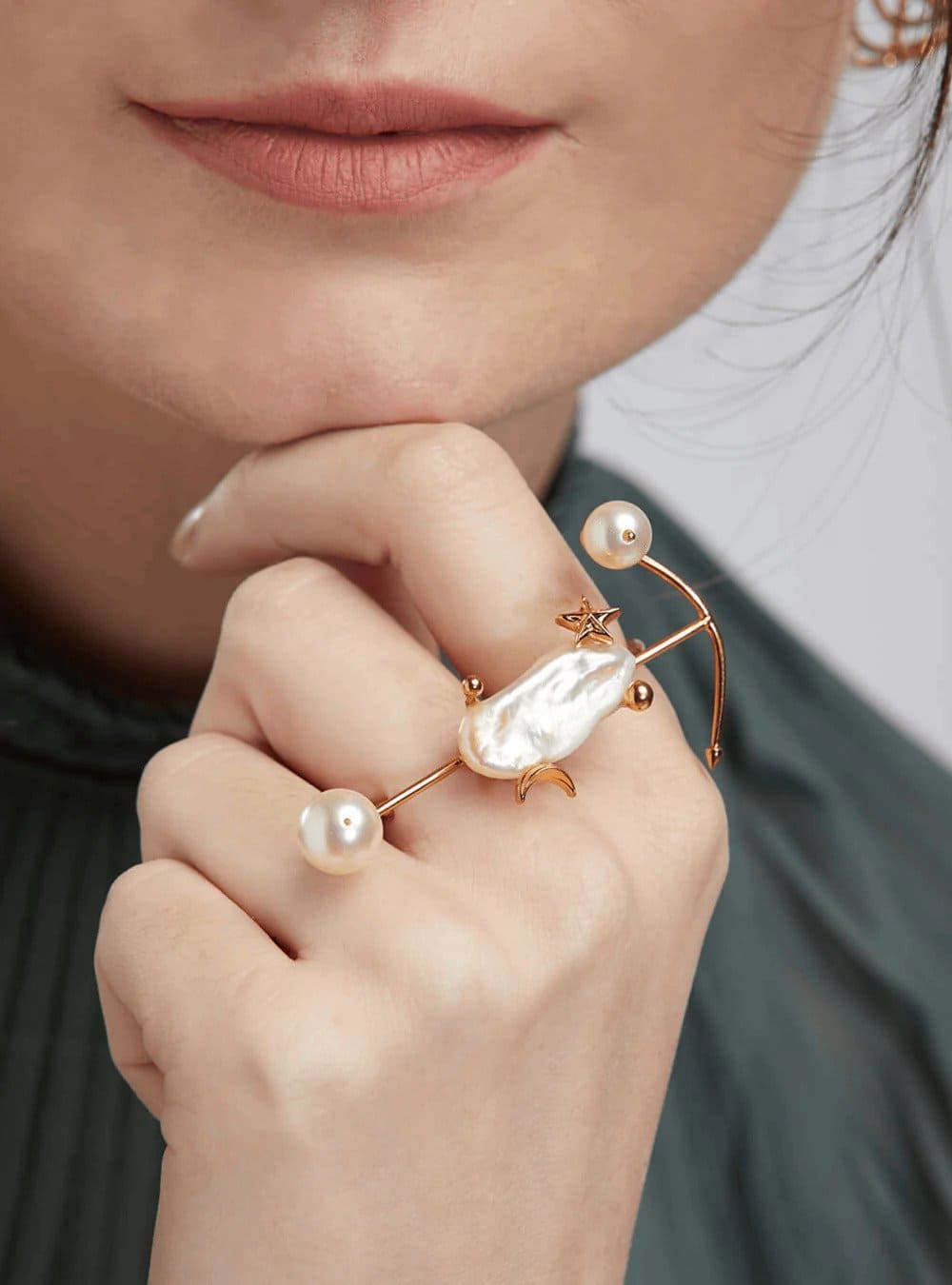 pearl knuckle ring