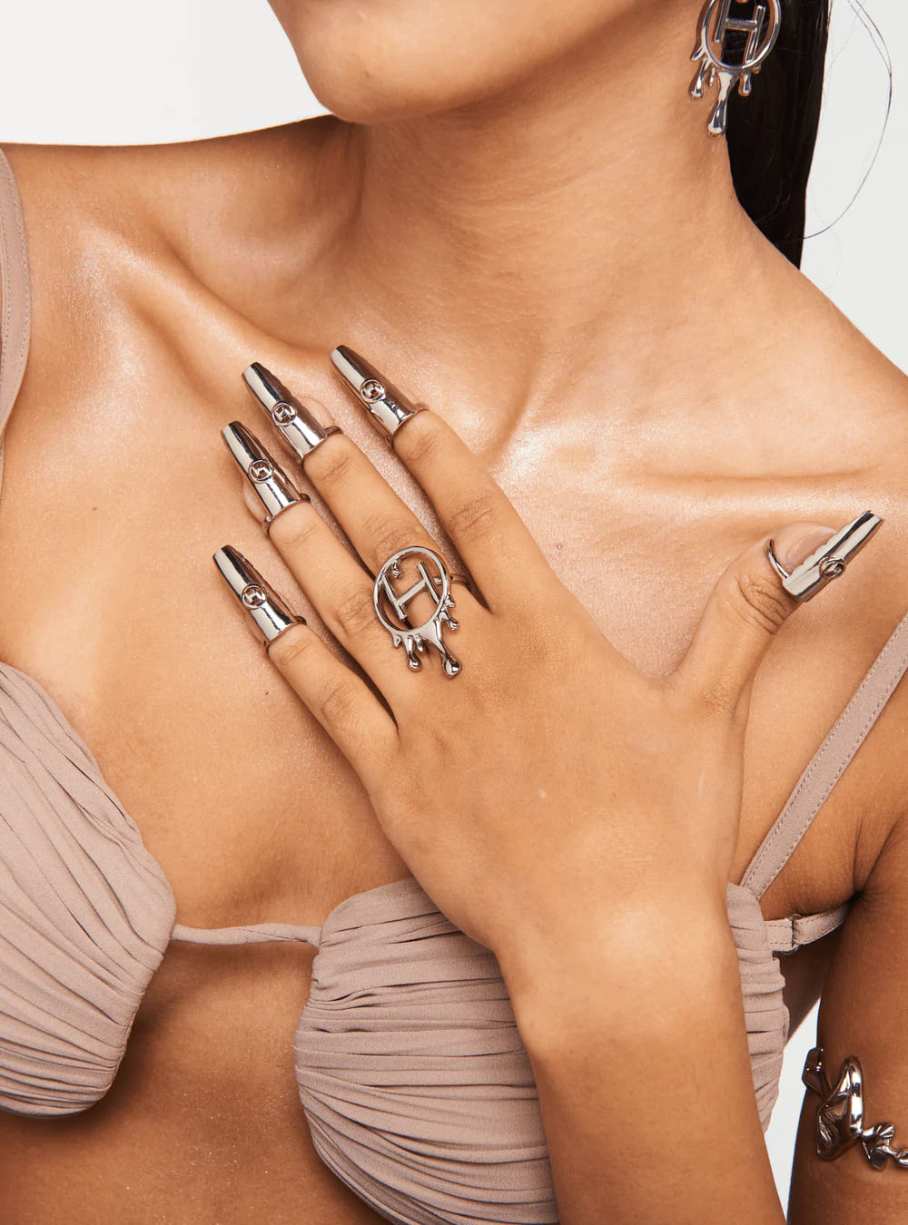 6 Types of Rings Every Classy Fashionable Woman Should Own