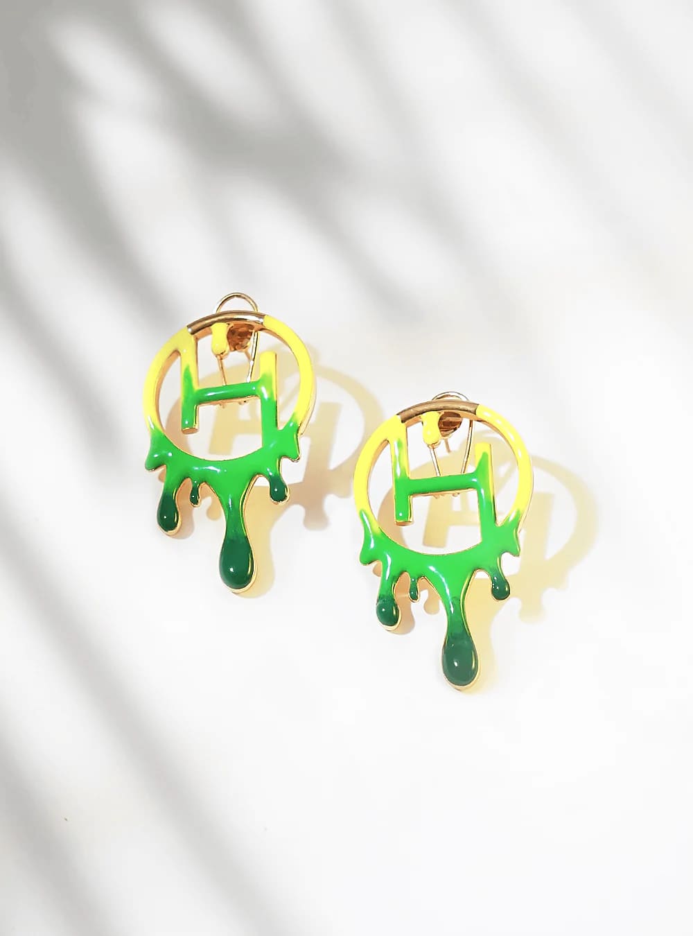 latch back type earrings