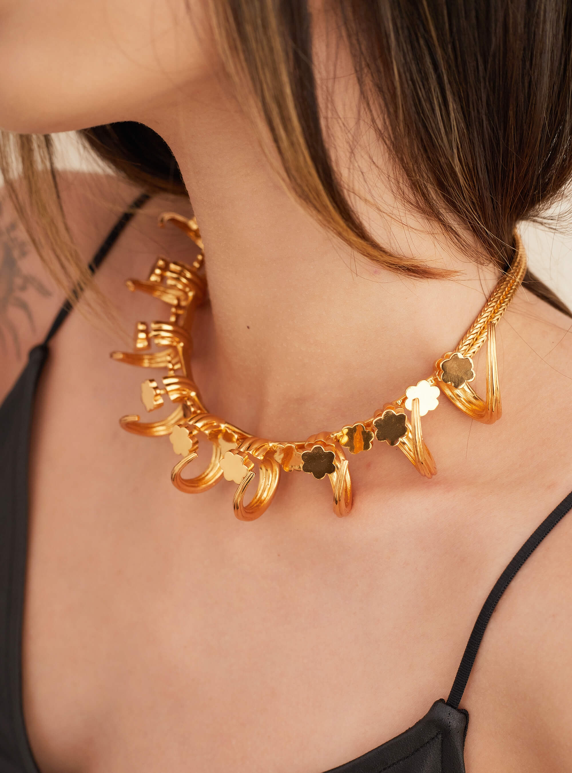 https://gravity-apps.com/cmspro/wp-content/uploads4953//2023/07/statement-necklace.jpg