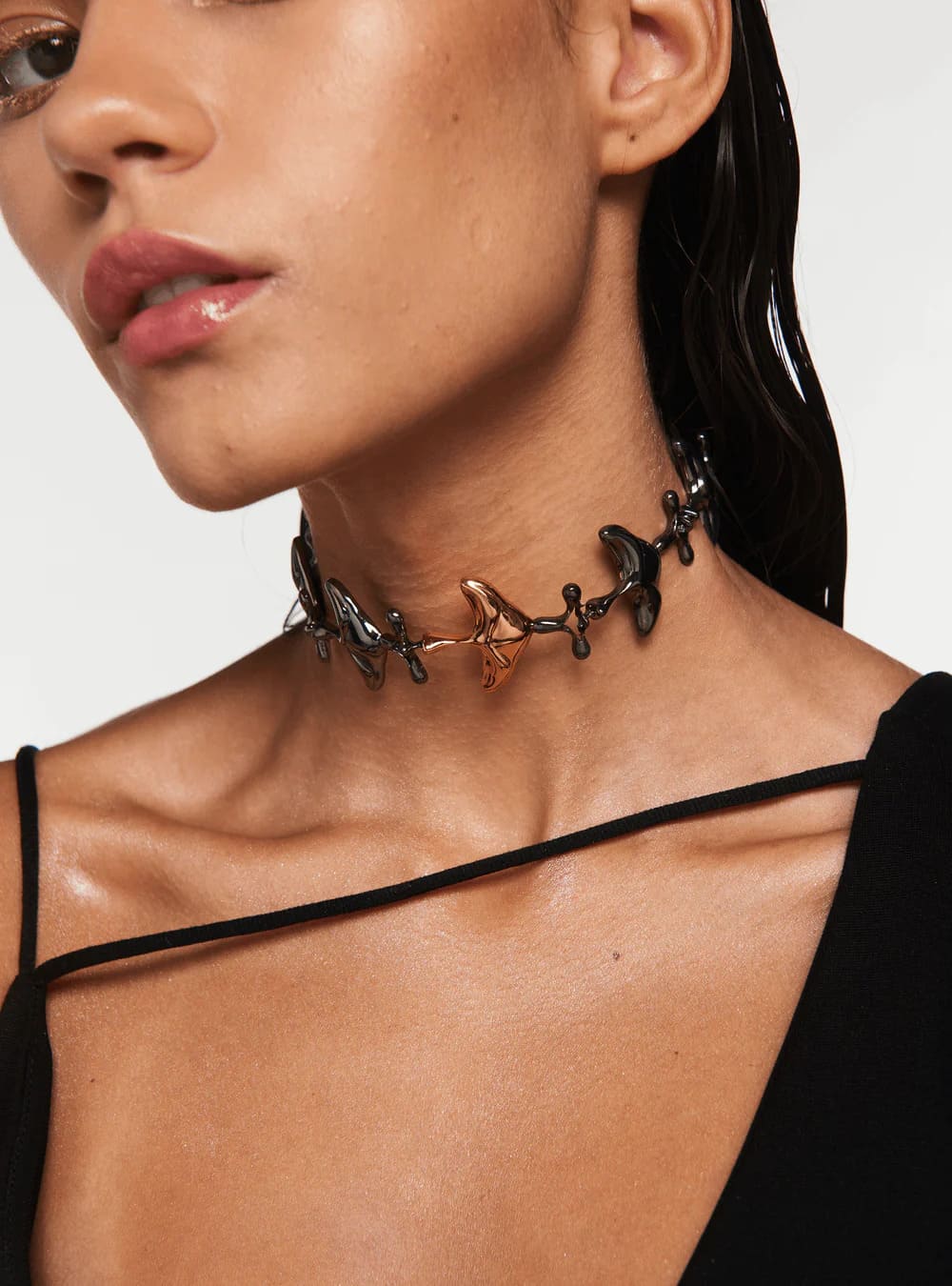 Necklace Trends 2023: The Hottest Styles You Need to Know