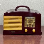 FADA L56 Catalin Radio Maroon:Yellow- Pre-Restore Cabinet 1
