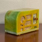 Tom Thumb 933 Deco Catalin Radio- Nile Green 2