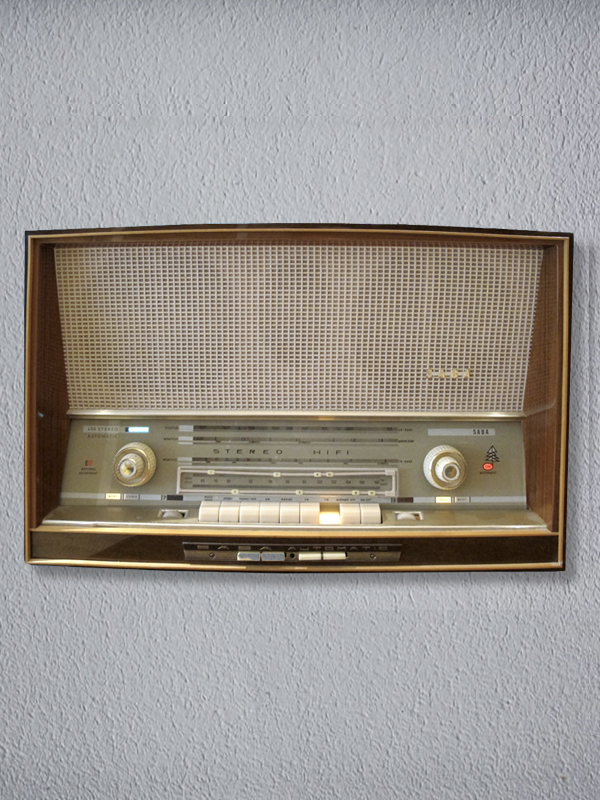 SABA Freiburg German Radio Model Comparison