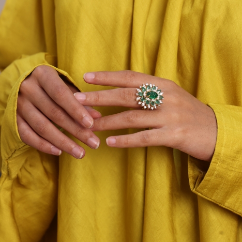 gold and diamond ring