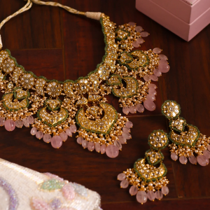 traditional jewellery set for pink lehenga