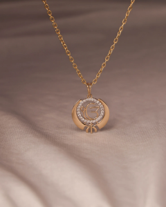 dainty pendant for sweetheart neck dress