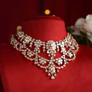 high neckline jewellery Look