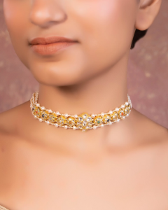 how to style choker