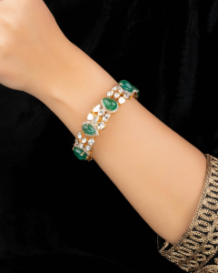 How to Choose Wristwear