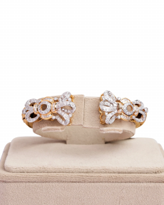 When to Wear Wristwear