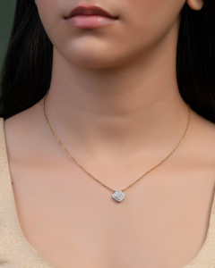 necklace for minimal jeans top