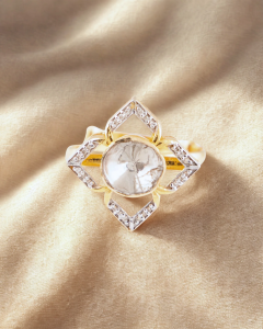 engagement ring finger for men