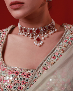 gemstone necklace for pink saree