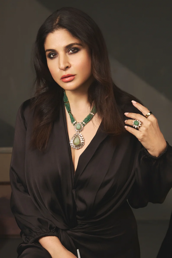 jewellery for different gowns