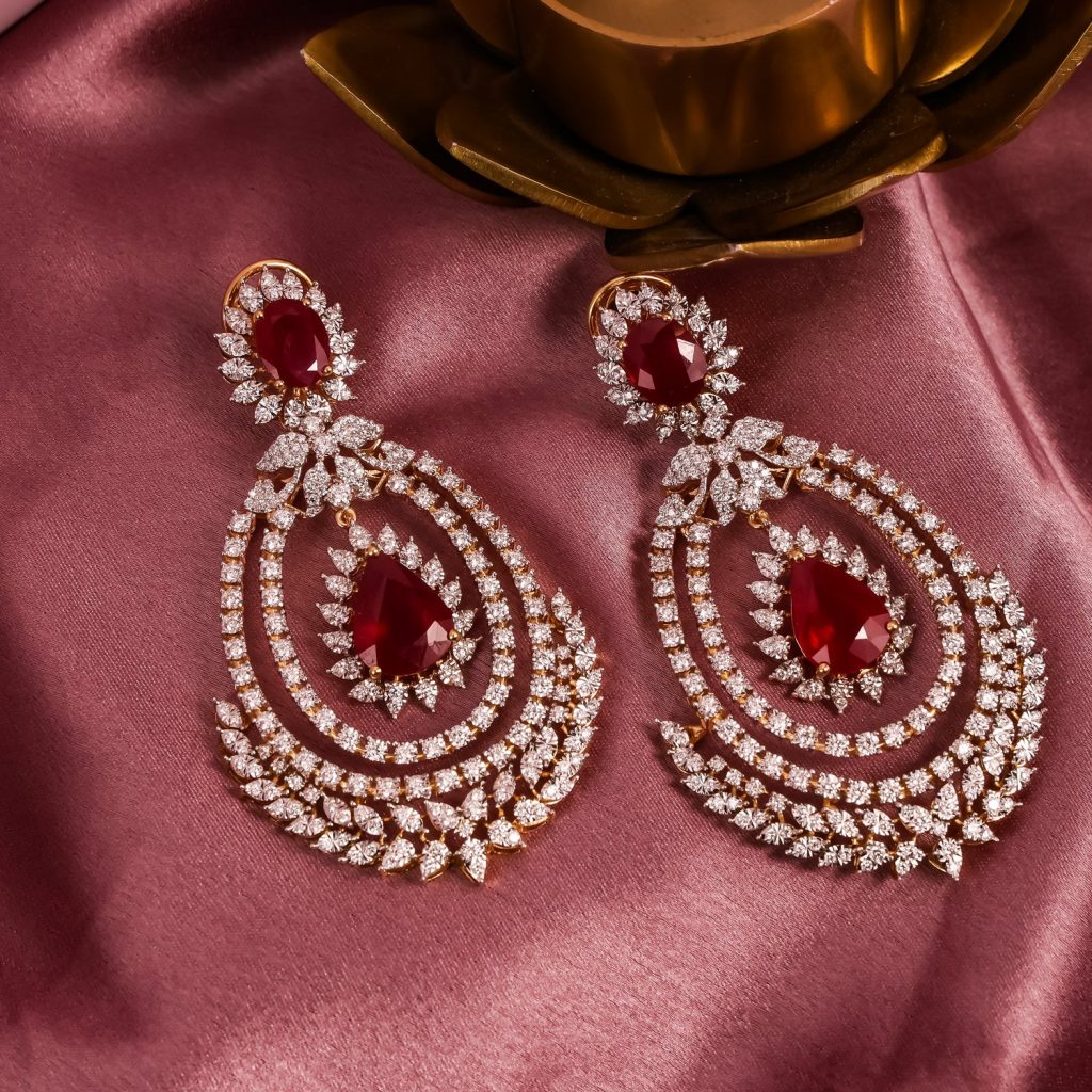 long earrings for round face