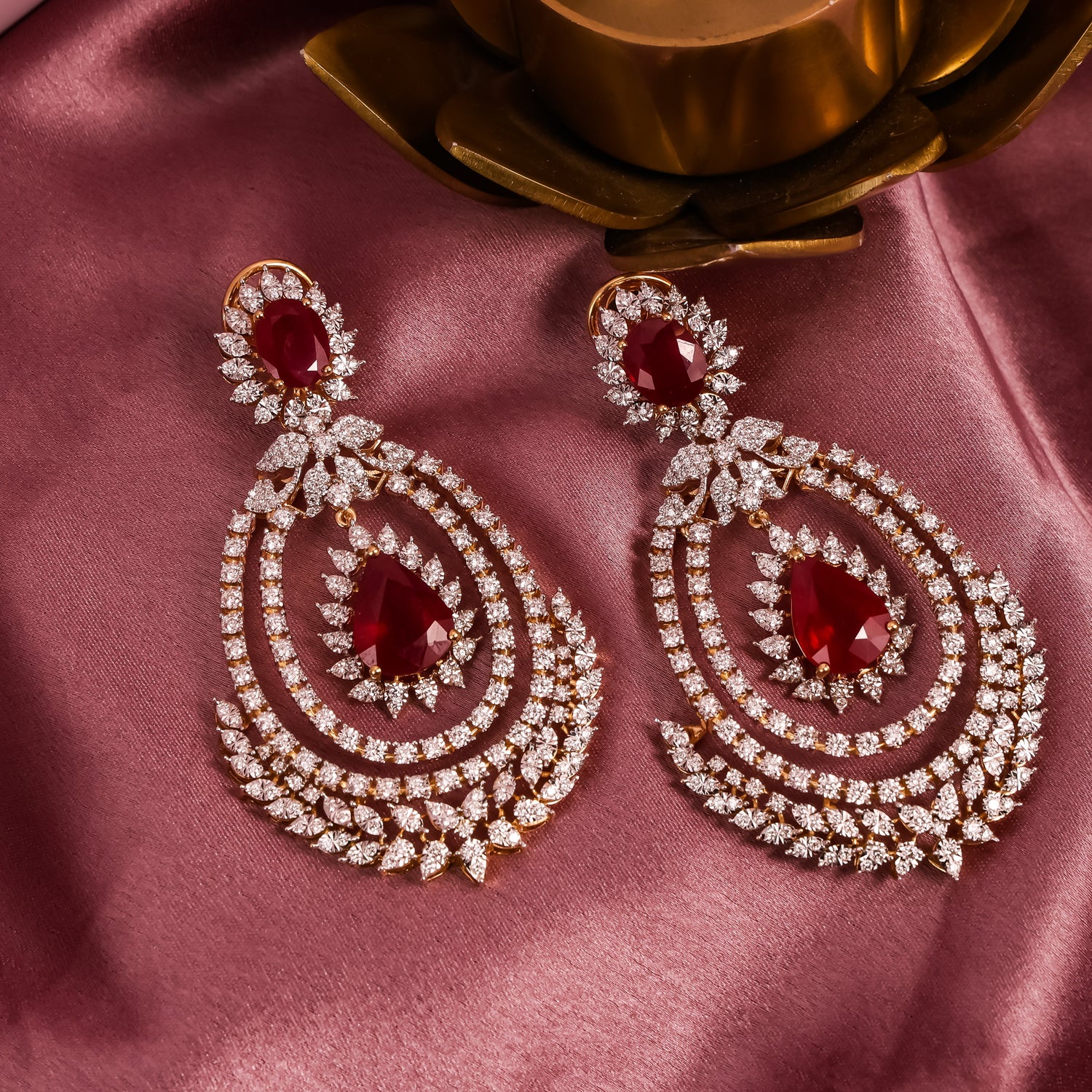 long earrings for round face