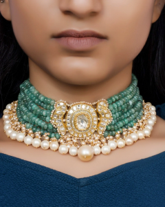 emerald vs pearl jewellery