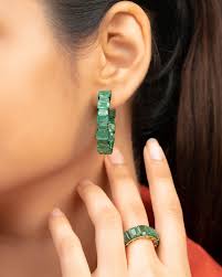 modern emerald jewellery