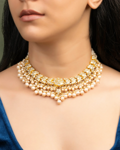 pearl necklace