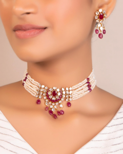 ruby jewellery for maroon dress