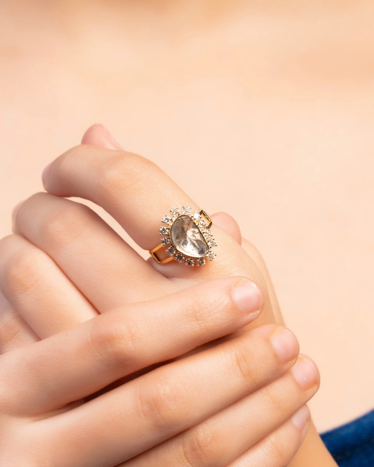 Sculpture ring trend