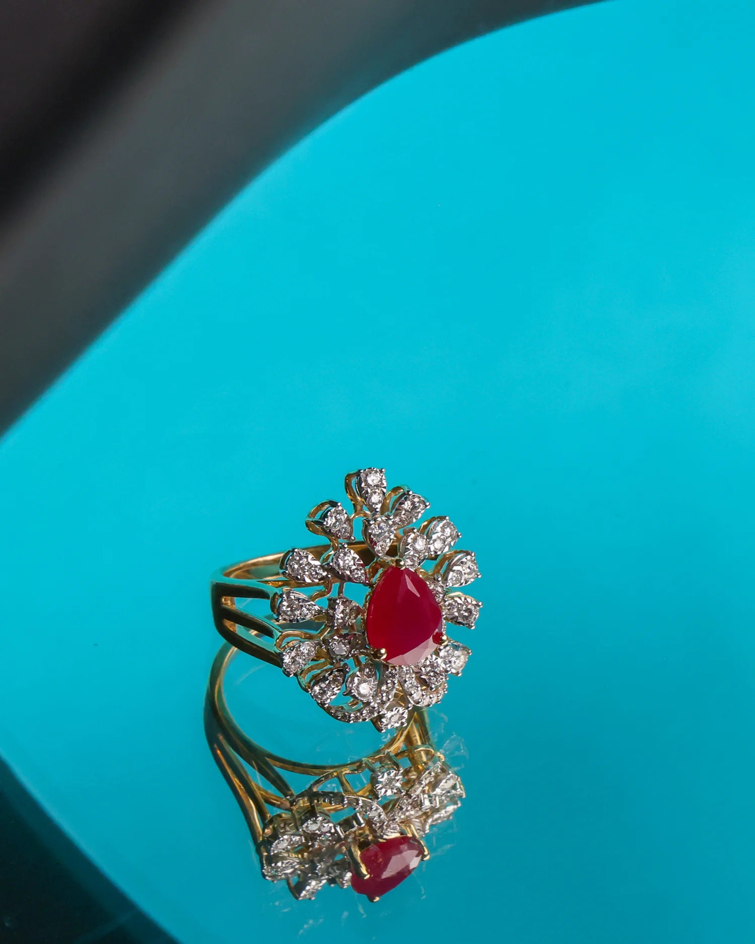 gemstone ring trends