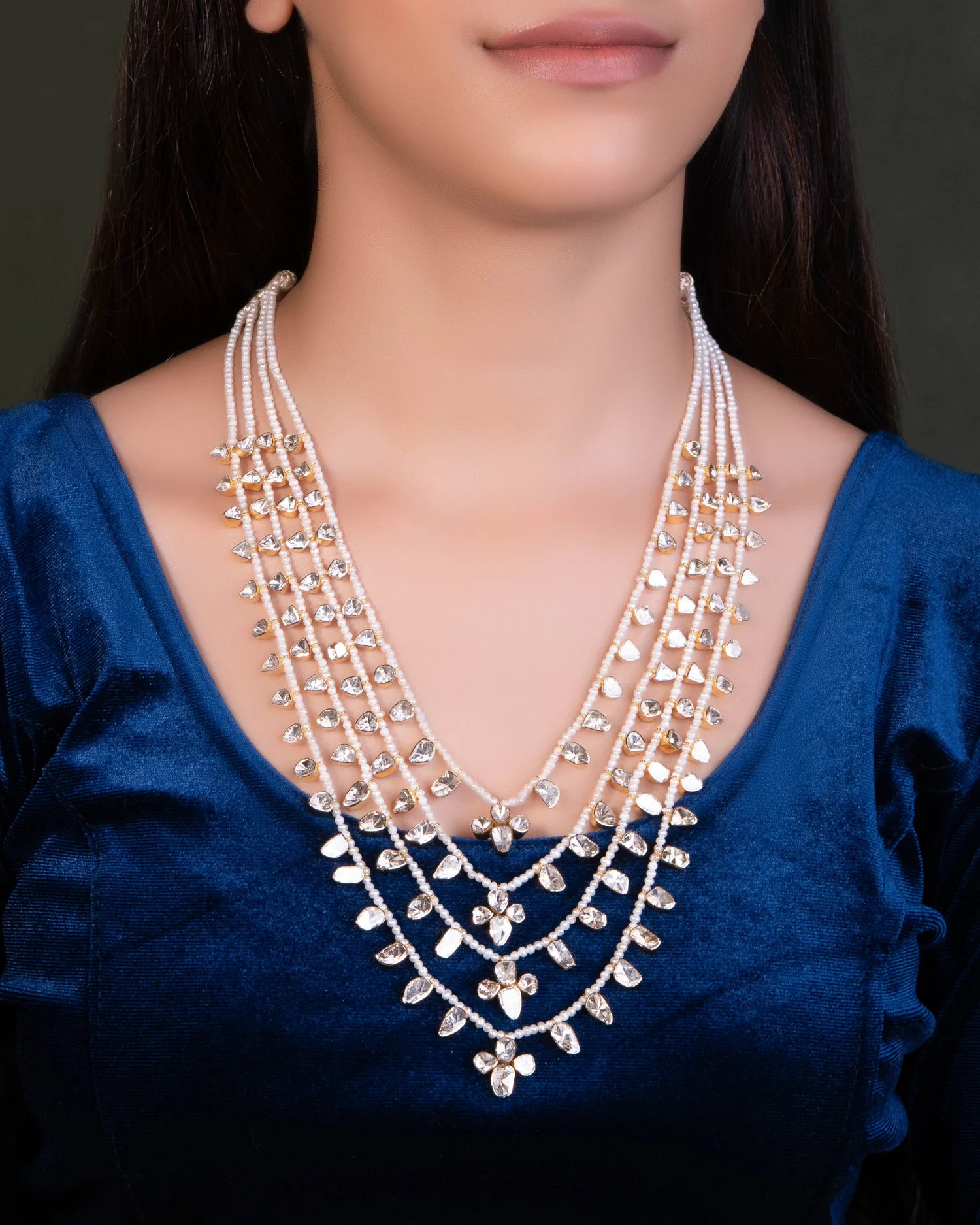 layered necklace for blue dress