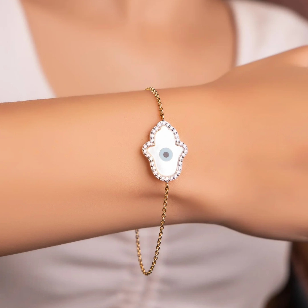 bracelet jewellery for sister on rakhi