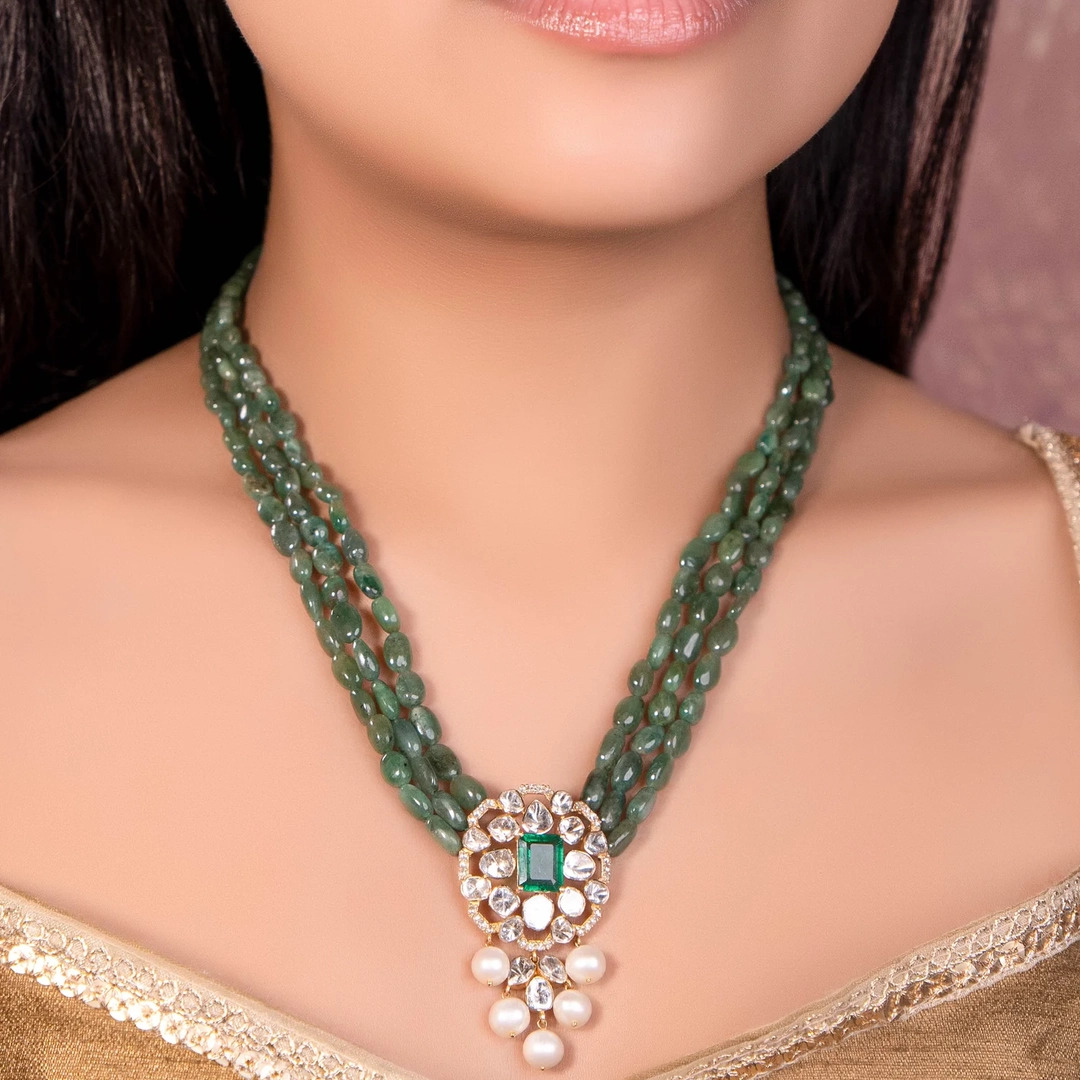 emerald beaded necklace for saree