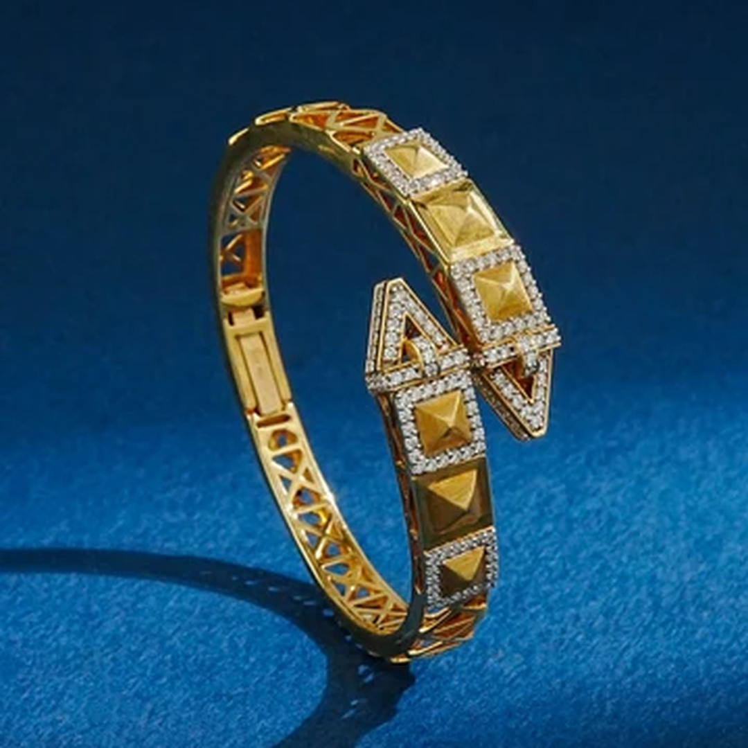 Diamond-Bracelet-for-Layering