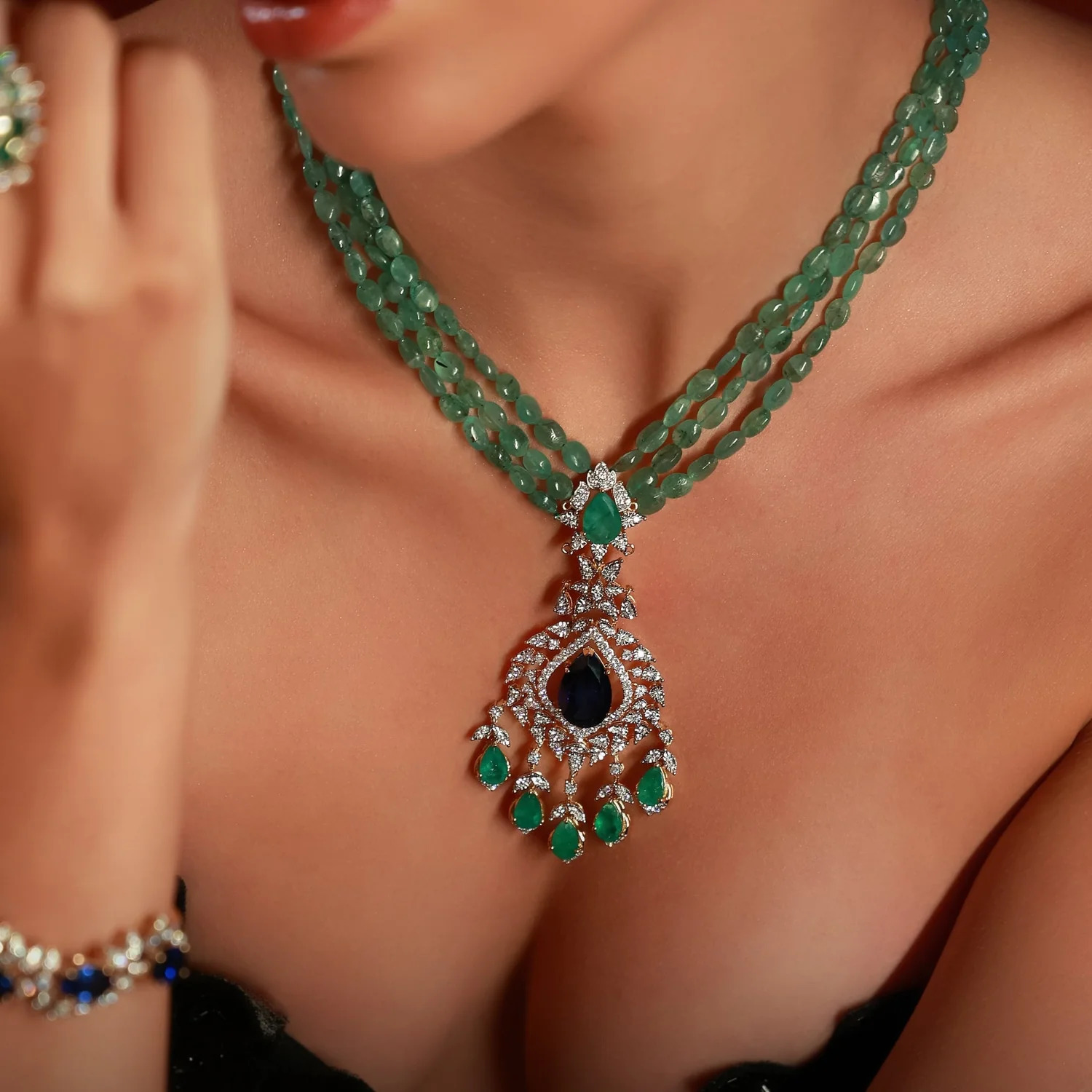 Emerald Beaded Pendant