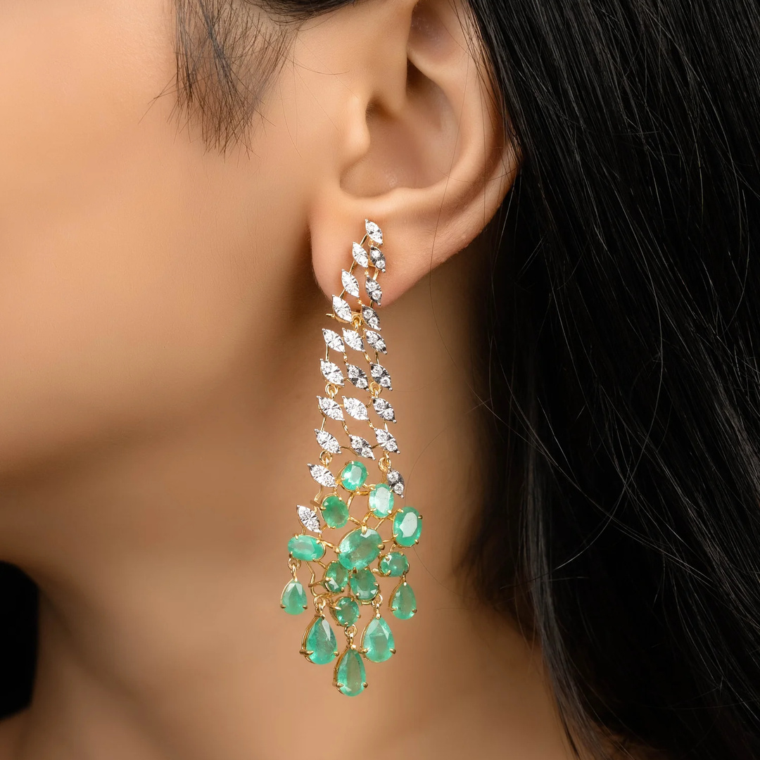 emerald-earrings-for-festive-look