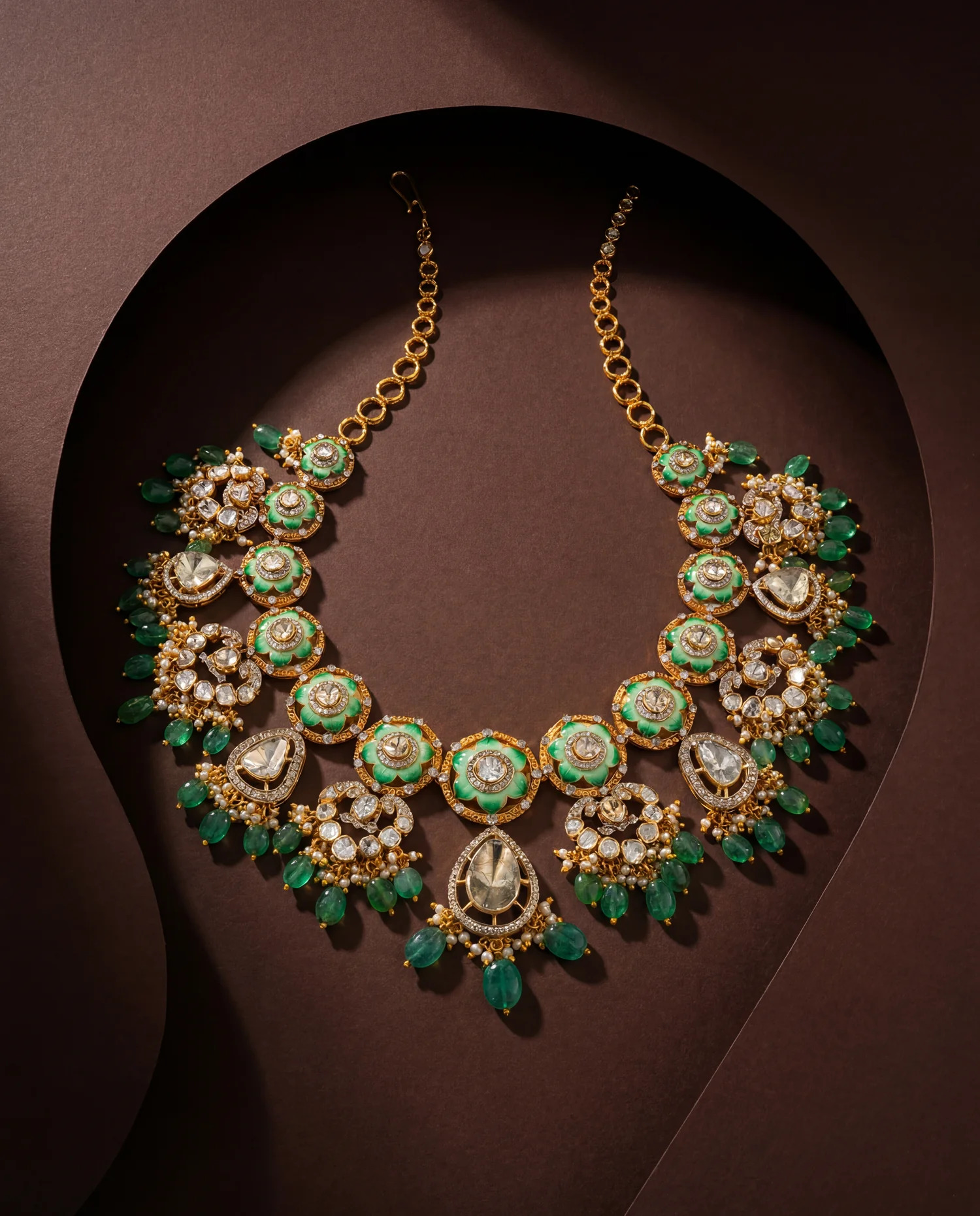jewellery for brown outfit
