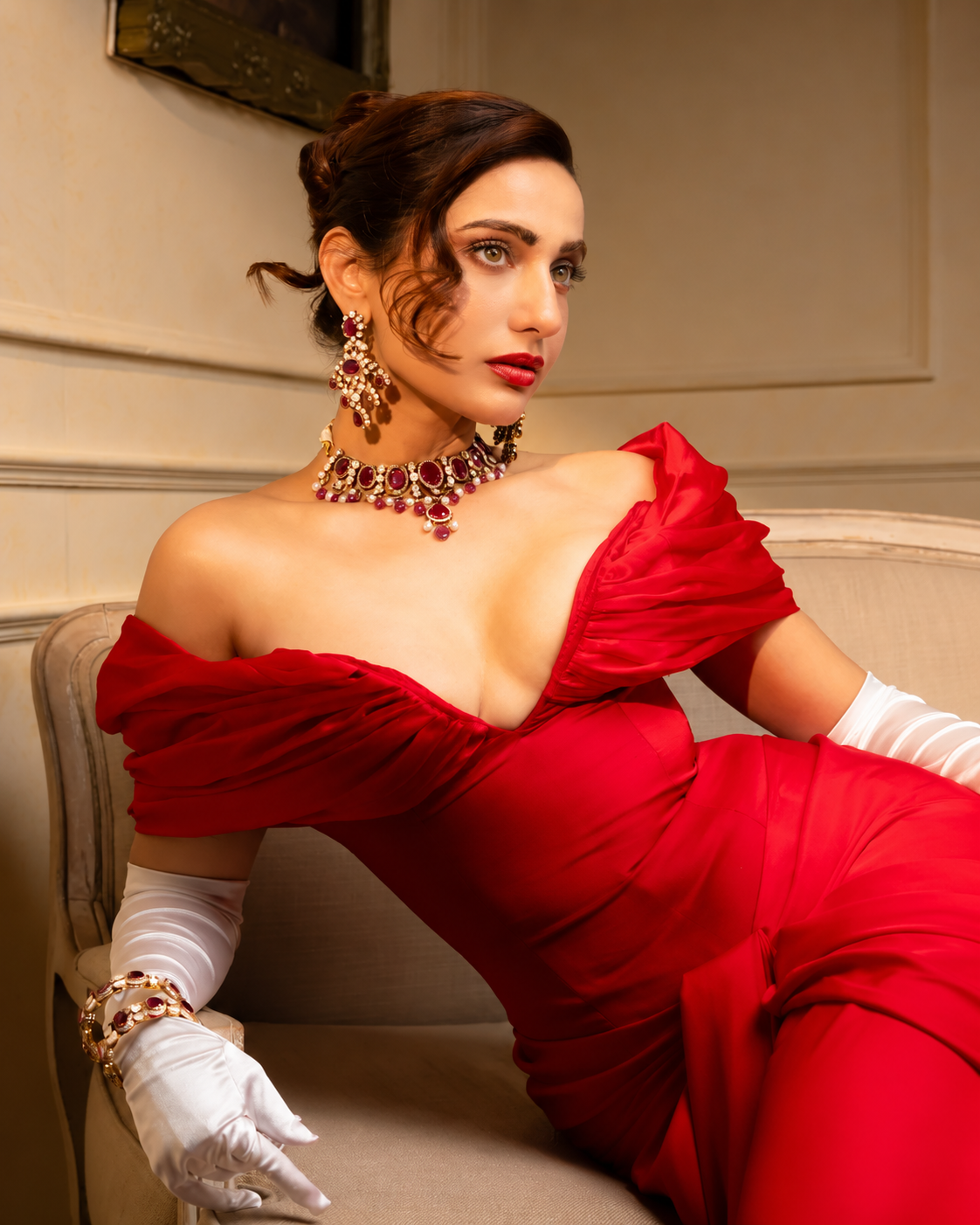 kusha ruby choker