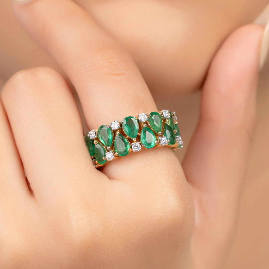 workwear emerald ring