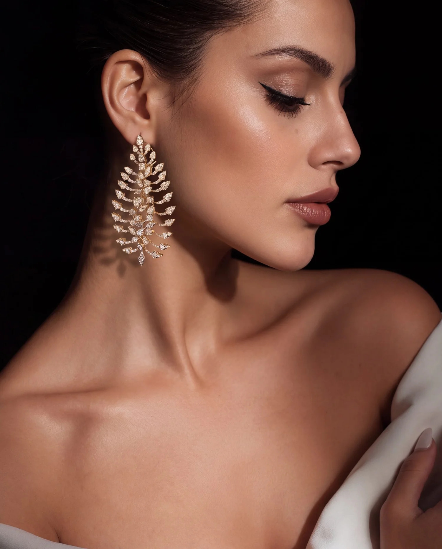 diamond jewellery for off-white outfit